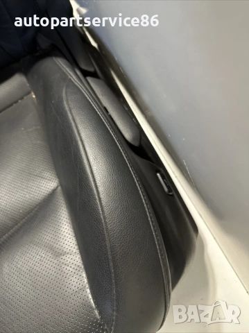 Предна лява седалка черна кожа за Toyota Prius 1.8 Hybrid (2018), снимка 2 - Части - 54354213