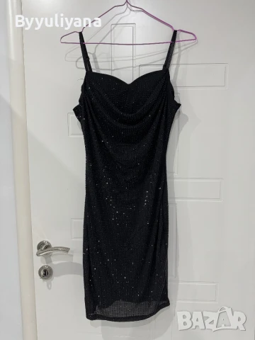 Чисто нова с етикет рокля цялата в камъни , снимка 2 - Рокли - 51086301