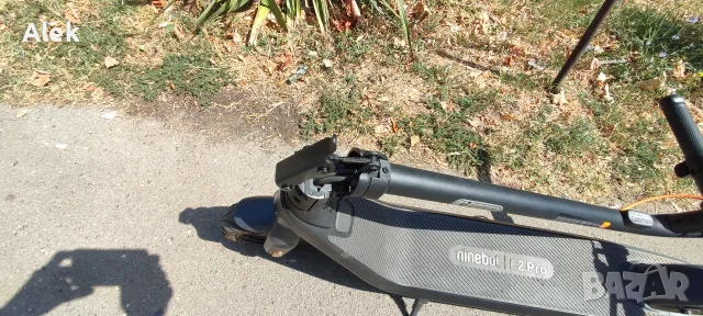 Segway Ninebot E2 Pro – електрическа тротинетка + зарядно, снимка 5 - Скутери и тротинетки - 55991418