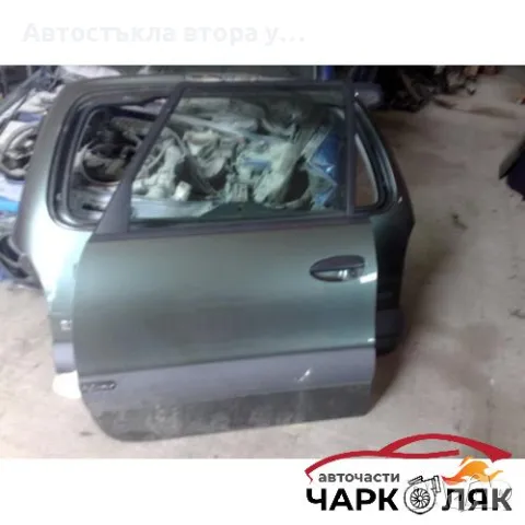 Предна лява врата за Рено Еспейс 99г.(зелена), снимка 1