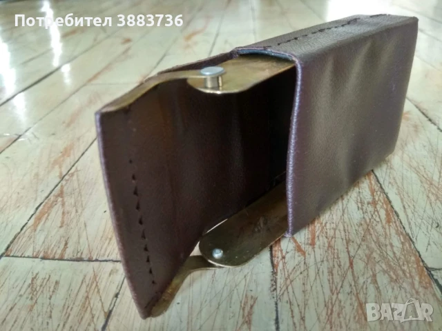 Табакера за кутия цигари-кожа и месинг, снимка 4 - Антикварни и старинни предмети - 50515606