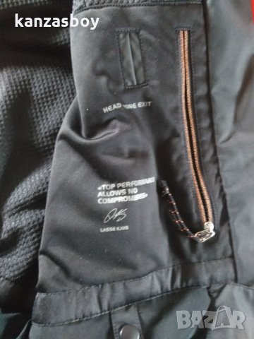 kjus ski jacket - страхотно дамско яке КАТО НОВО, снимка 9 - Якета - 34303217