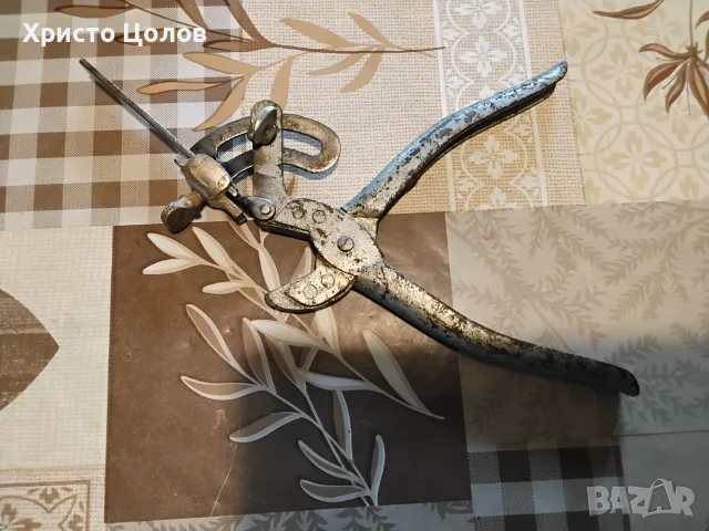 Ръчно чапразило за банцигови ленти и триони