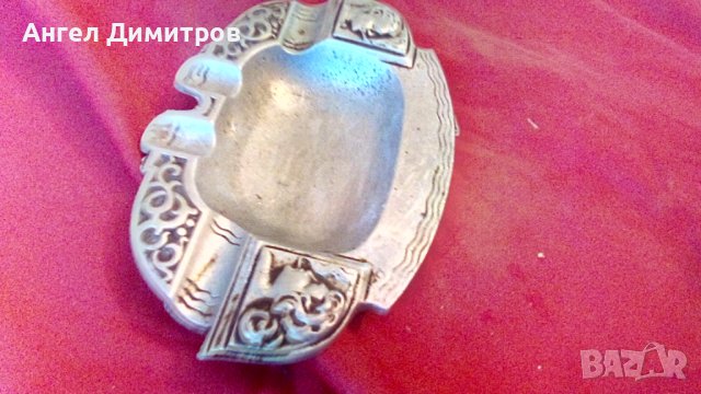 Страхотен калаен пепелник , снимка 3 - Антикварни и старинни предмети - 37392645