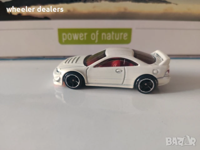 Метална количка Hot Wheels Custom 01 Acura Integra 1/64, снимка 2 - Колекции - 50745478
