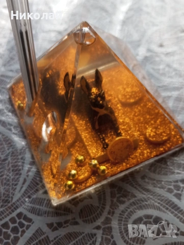Пирамида , поставка за химикалки, снимка 2 - Антикварни и старинни предмети - 54182259