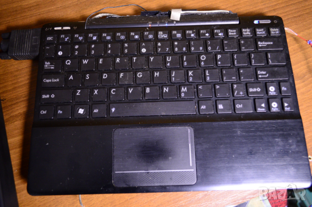 Малък лаптоп Asus Eee Pc  за части, снимка 4 - Части за лаптопи - 44816366