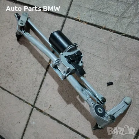Механизъм чистачки БМВ Е90 Е91 Е92 Е93 
Моторче чистачки 
BMW 3 Series
E90 E91 E92 E93 