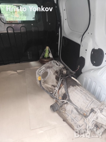 Subaru legacy на части, снимка 11 - Автомобили и джипове - 52721307