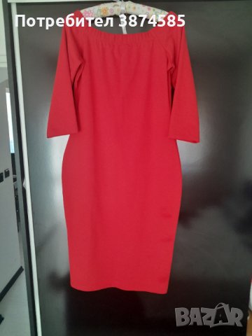 Червена рокля, размер М
