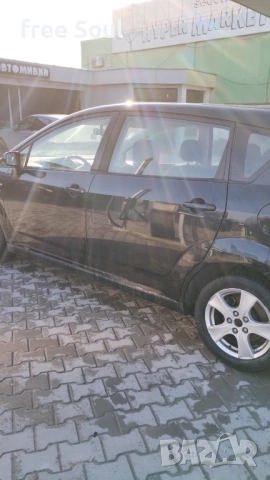 Toyota Corolla Verso, снимка 4 - Автомобили и джипове - 53904158