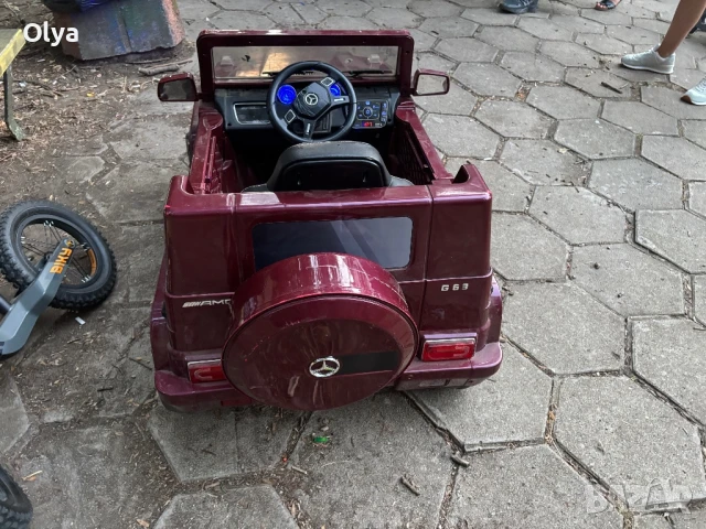 Mercedes G63 акумулаторна кола, снимка 2 - Детски велосипеди, триколки и коли - 51230679