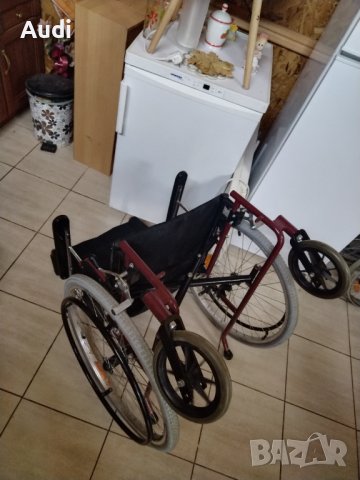 Сгъваема инвалидна рингова количка за оперирани, възрастни, трудно подвижни хора. , снимка 4 - Инвалидни колички - 42386459