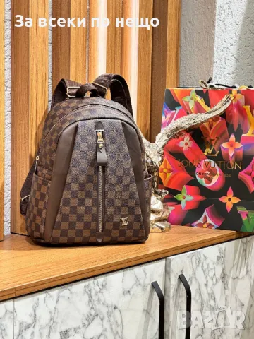 Louis Vuitton Дамска Раница Луис Витон - Налични Различни Цветове Код D1647, снимка 3 - Раници - 48735292