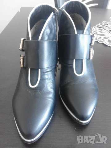 Боти от естествена кожа, снимка 2 - Дамски боти - 54014409