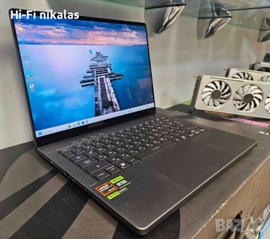 гейминг лаптоп компютър висок клас ASUS ROG ZEPHYRUS - Мострен, снимка 2 - Лаптопи за игри - 56226505
