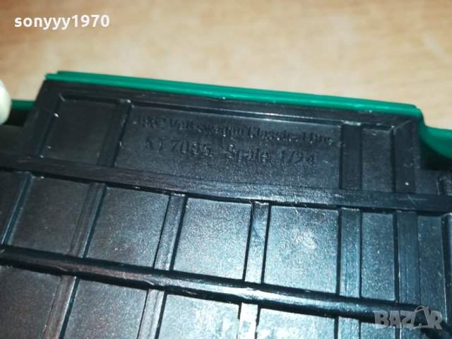 KINSMART 1/24-РЕТРО ВАГЕН-БУС-18Х8Х7СМ, снимка 17 - Колекции - 29235269