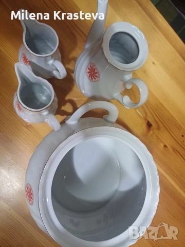 Порцелан високо качество България нов, снимка 3 - Сервизи - 53266428