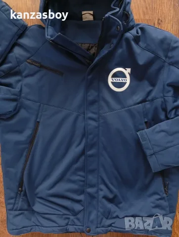 volvo trucks driver softshell jacket - ДЕБЕЛО мъжко софтшел яке НОВО БЕЗ ЕТИКЕТИ 2ХЛ, снимка 2 - Якета - 56260561