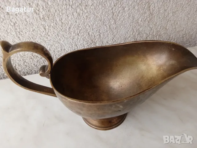 Сосиера арт деко бронз,масивна,бронзова каничка,