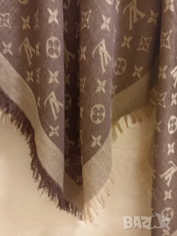 Дамски шал Louis Vuitton, снимка 10 - Шалове - 56045813