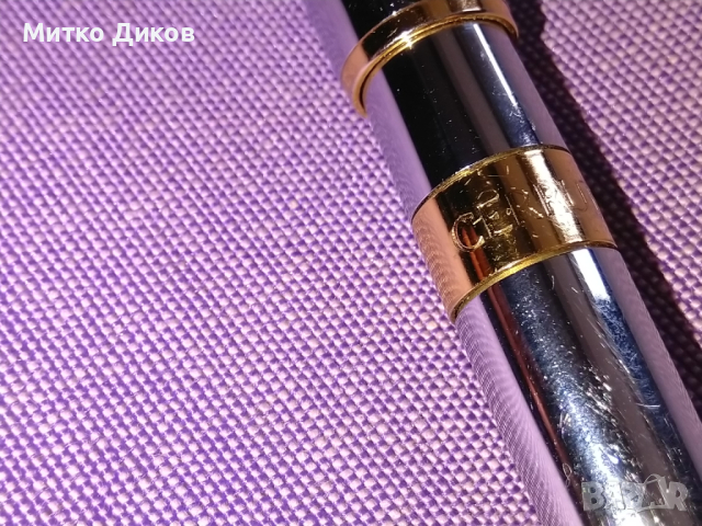 Cerutti 1981 метална маркова химикалка ролер с нов пълнител много добра, снимка 3 - Колекции - 44808018