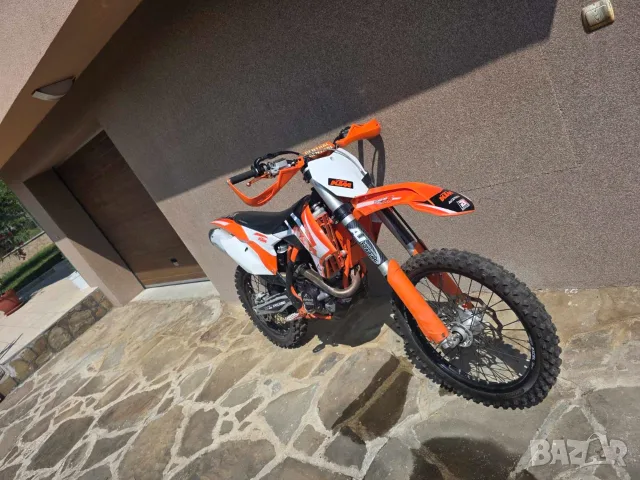 мотоциклет KTM 450 SX-F, моделна година 2015