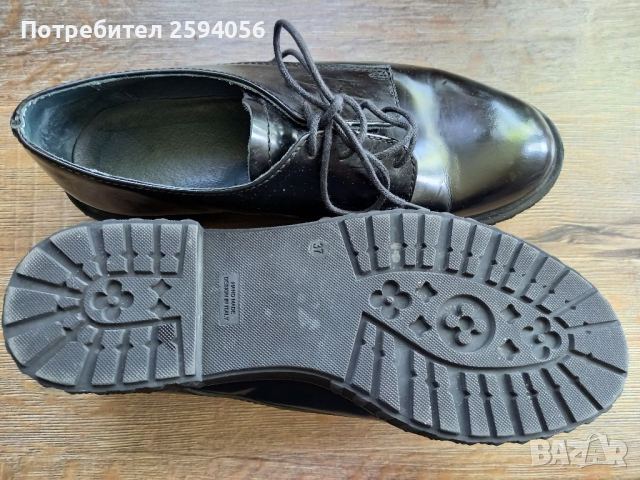 Черни дамски,естествена кожа, италиански обувки, снимка 7 - Дамски ежедневни обувки - 36387928