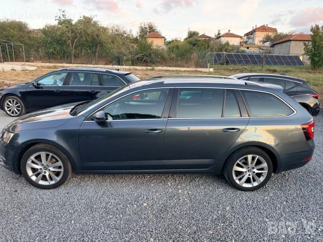 Skoda Octavia комби 1.5 TSI 150 кс., автоматик, 2020 г., евро 6, 2 ключа, теглич, снимка 5 - Автомобили и джипове - 56242165