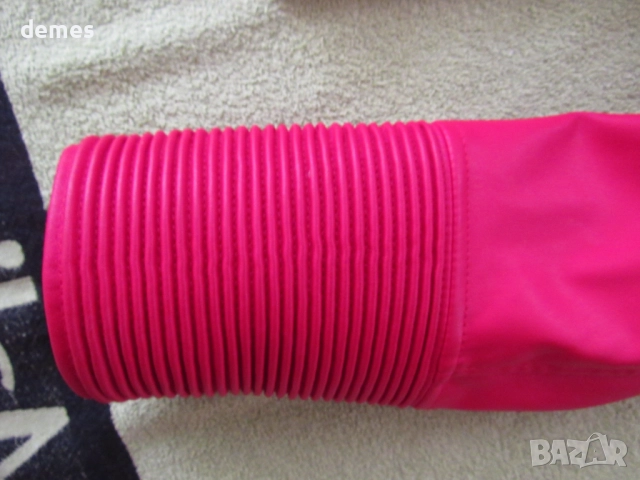 Червено кожено яке GUESS размер L, снимка 3 - Якета - 52592484