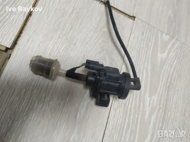 Вакуум клапан A 000 545 04 27 за MERCEDES-BENZ VANEO (414)