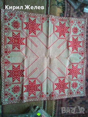 Каре бродирано 44094, снимка 2 - Колекции - 44601777