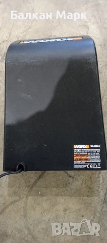 Гараж за робот косачка WORX WA0810 + зарядна станция + адаптер, снимка 5 - Градинска техника - 52812392