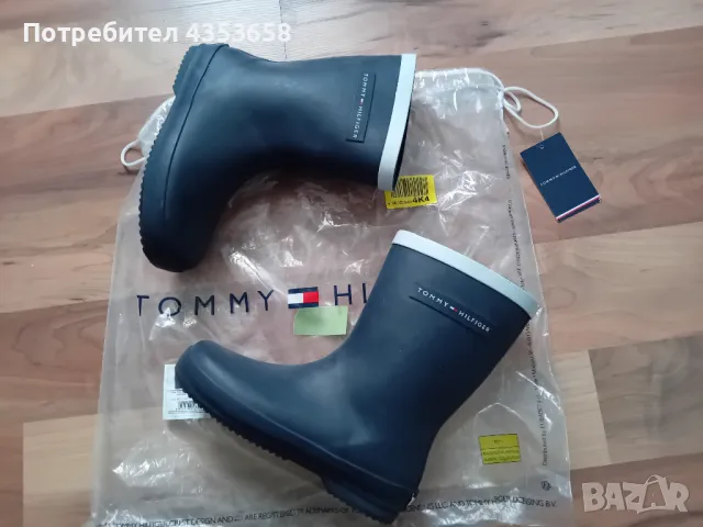  Tommy Hilfinger гумени ботуши N30,32
