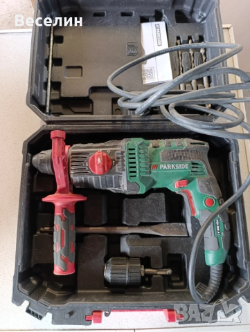 Перфоратор Parkside 800W, 1.2J, снимка 4 - Бормашини - 53941119