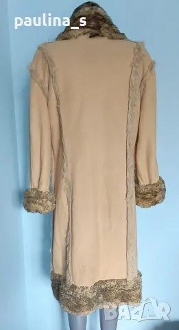 Винтидж / Топъл дамски кожух "OGANZA" / цвят Нюд с нюансирана яка, маншети и обазовка, снимка 13 - Палта, манта - 48352538