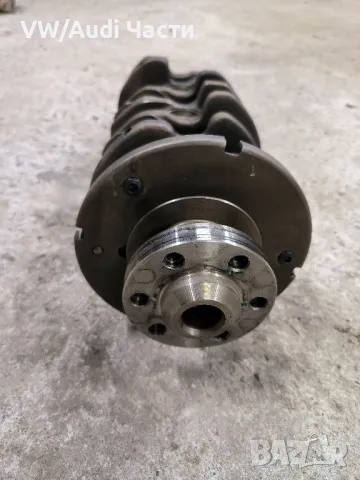 Колянов вал за 1.9TDI VW Golf 4 Audi A3 Seat Skoda Bora Голф 4 Ауди А3 Сеат 1.9тди 06A105209B, снимка 2 - Части - 48420676