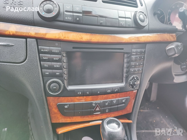 Мерцедес E 320 CDI 224 коня На Части комби, снимка 6 - Автомобили и джипове - 52436647