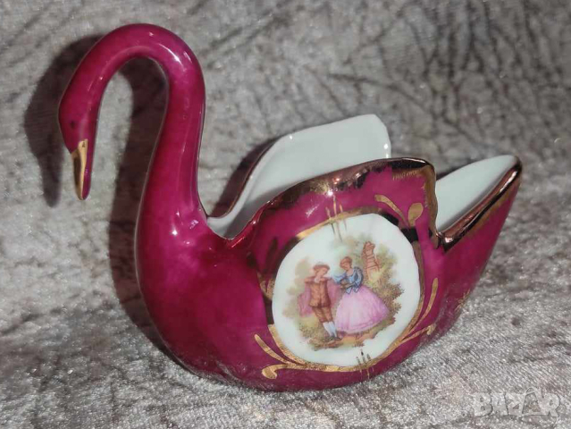 порцеланов лебед limoges, снимка 1