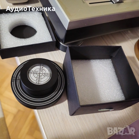 ПРОМО/Клампа Aluminum Stabilizer with Bubble Level Black Cтабилизатор, снимка 6 - Грамофони - 54258522