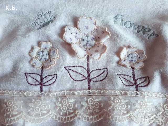  Розов  плюш с дантела, снимка 1