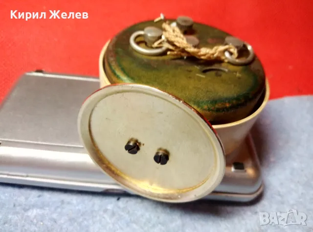 SLAVA 11 JEWELS MADE in USSR Стар КОЛЕКЦИОНЕРСКИ РУСКИ МЕХАНИЧЕН БУДИЛНИК СЛАВА 47774, снимка 7 - Антикварни и старинни предмети - 47656584