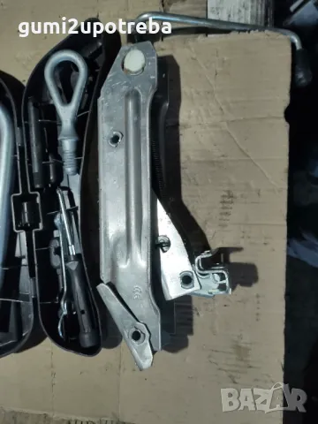 Авто Крик Авариен Крик Органайзер Audi A4 B6, снимка 5 - Аксесоари и консумативи - 47946364