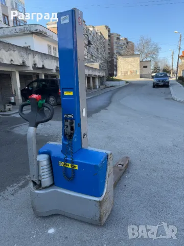 Електрическа палетна количка JUNGHEINRICH, снимка 4 - Подемници - 48163228