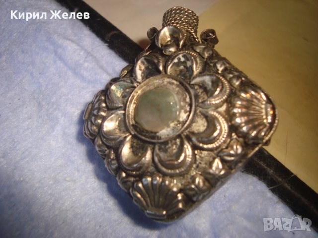 СТАРО САЧАНЕНА СПЛАВ СКЪПОЦЕННО ОРИЕНТАЛСКО ШИШЕНЦЕ за БЛАГОУХАНИЯ с НЕФРИТЕН ОБКОВ 26203, снимка 3 - Антикварни и старинни предмети - 37114668