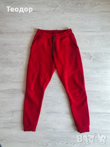 Nike Tech Fleece (S) , снимка 6 - Спортни дрехи, екипи - 56273863