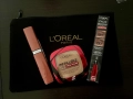Грим продукти L’Oreal с несесер, снимка 1
