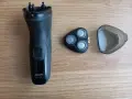 Електрическа самобръсначка Philips Series 1000 / С тример / Несесер + Зарядно / Нова, снимка 9