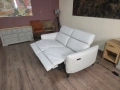 Светло сив кожен диван тройка Natuzzi с електрически релаксиращ механизъм, снимка 6