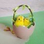 1405 Великденска украса пиле в кошничка от яйце декорация за Великден 15см, снимка 4